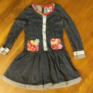 Super cute dress!